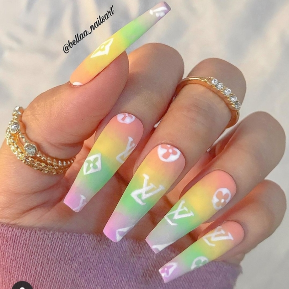 Accessories - PRESS ON NAILS